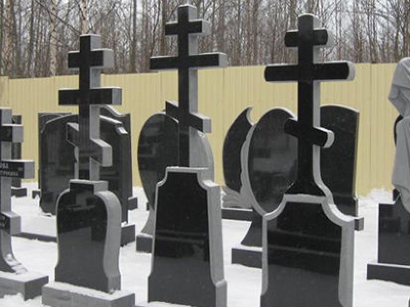 надгробный крест в Минске